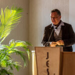 Pfarrer Daniel Schilling-Schön bei der Andacht